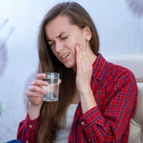 Чувствителност на зъбите към болка